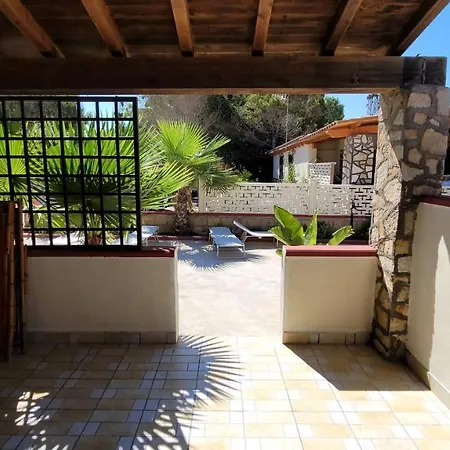 Mamalu Deluxe Apartment Lampedusa Exterior photo